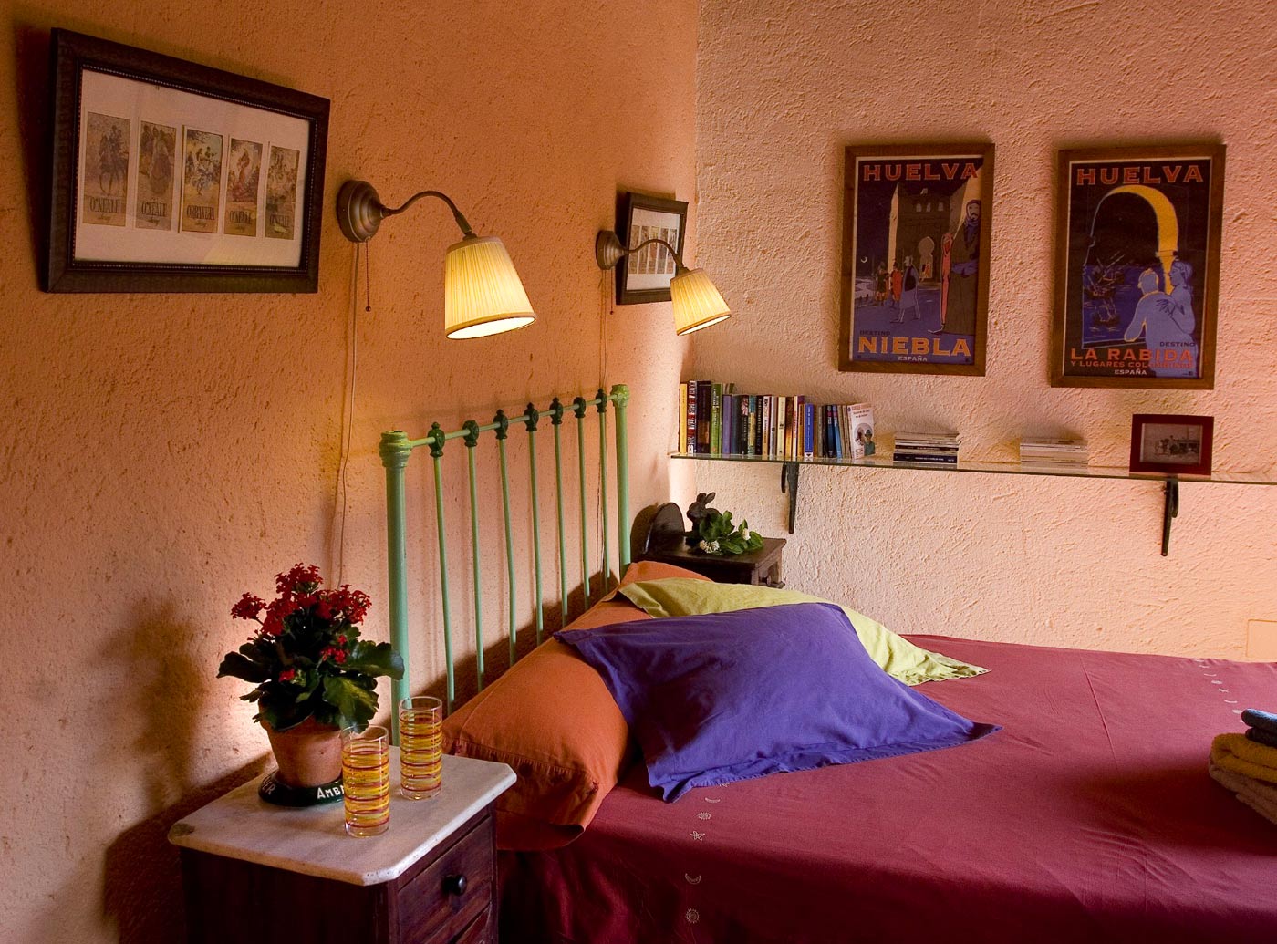 Habitación con cama doble