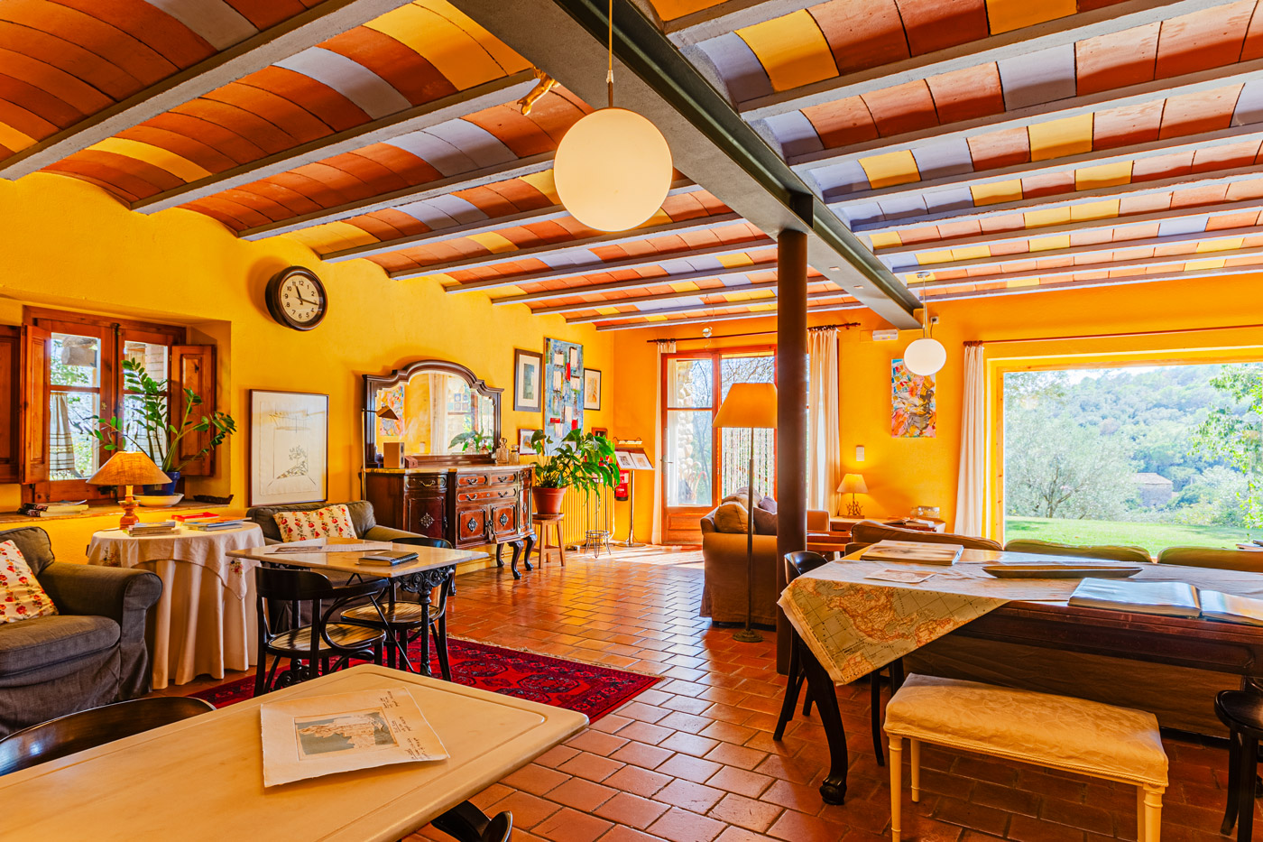 Plenty of living space for 8 people