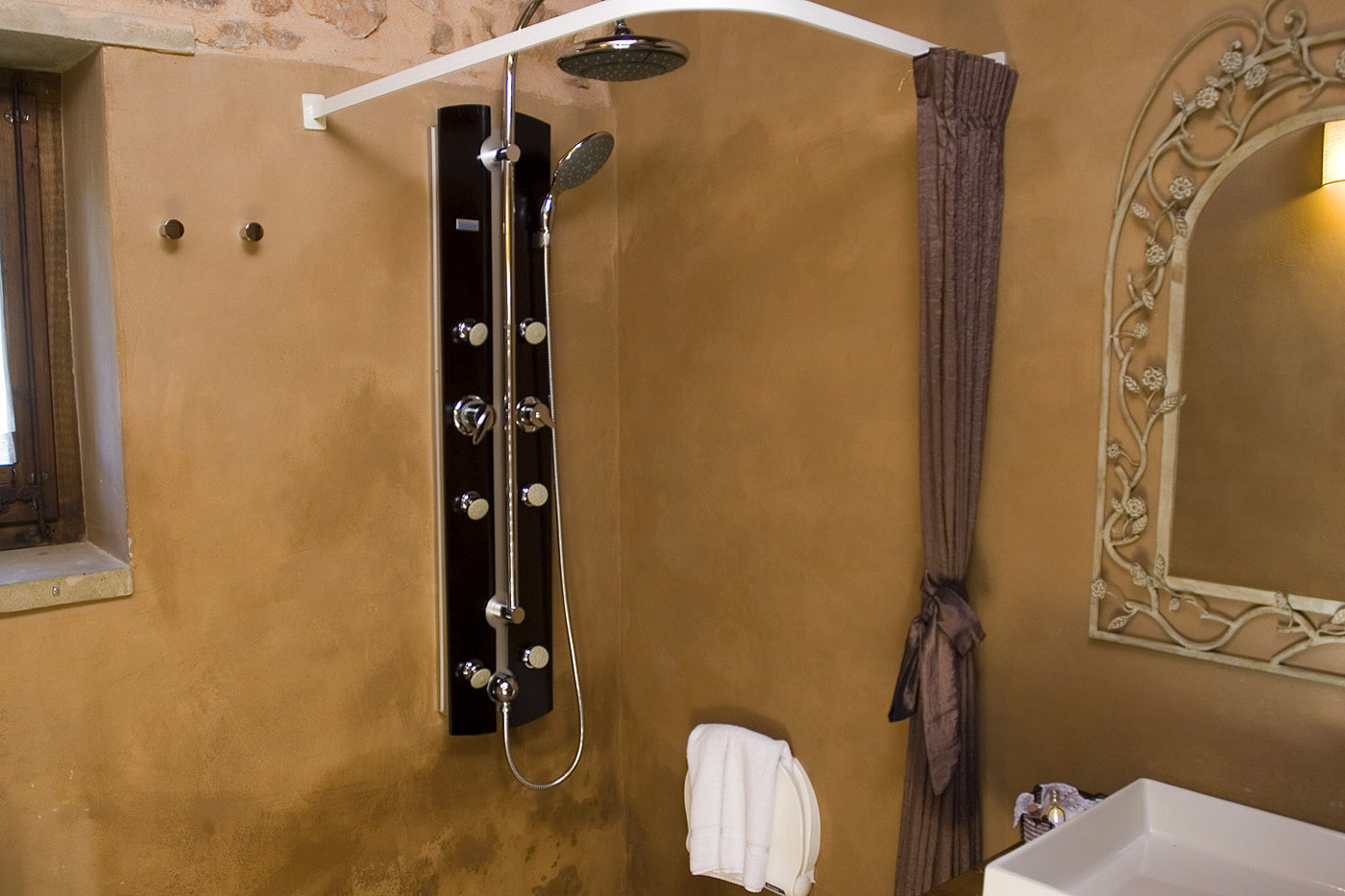 Walk-in shower