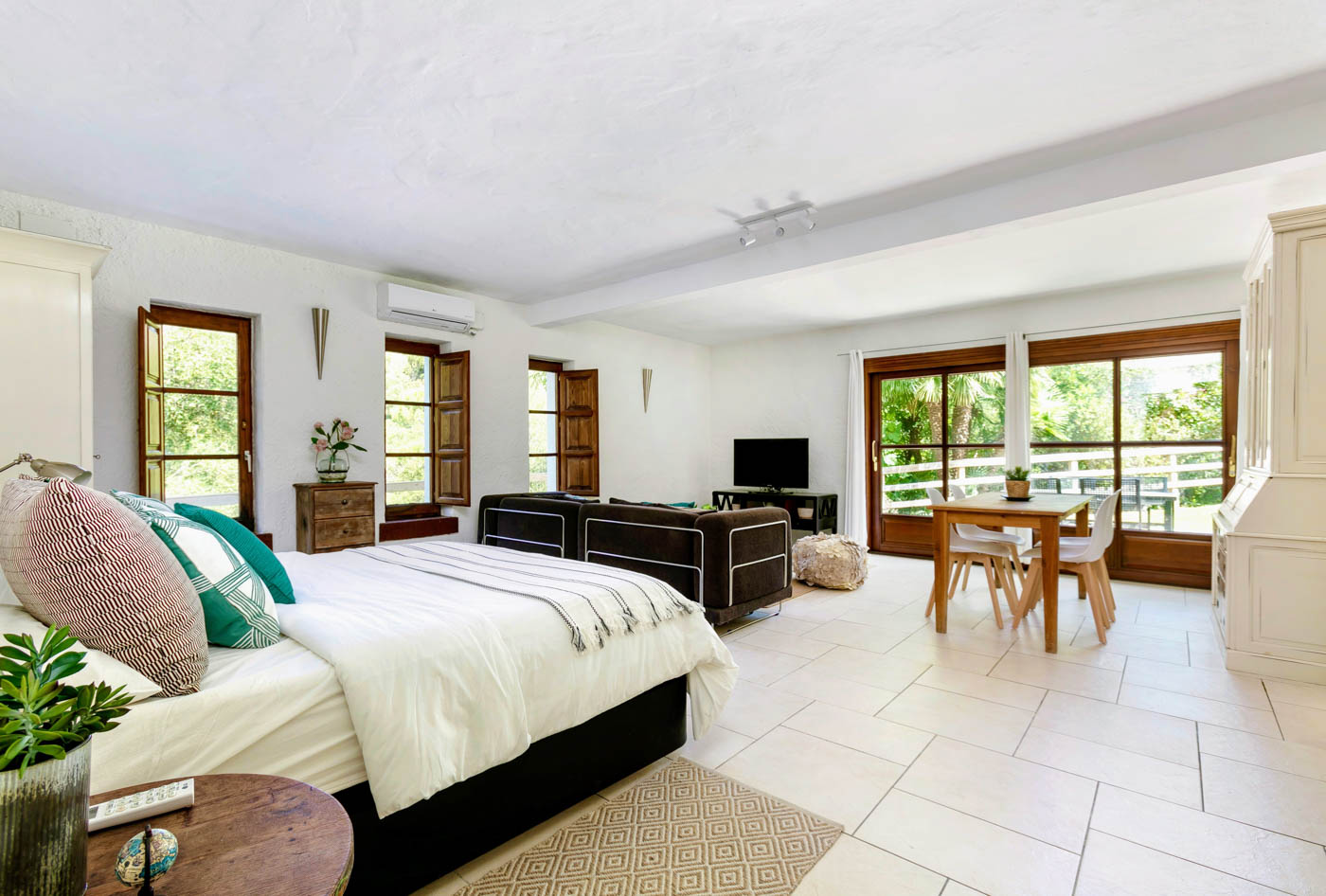 Downstairs apartment