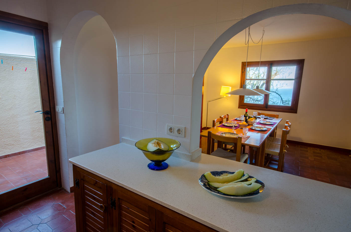 Comedor visto desde la cocina