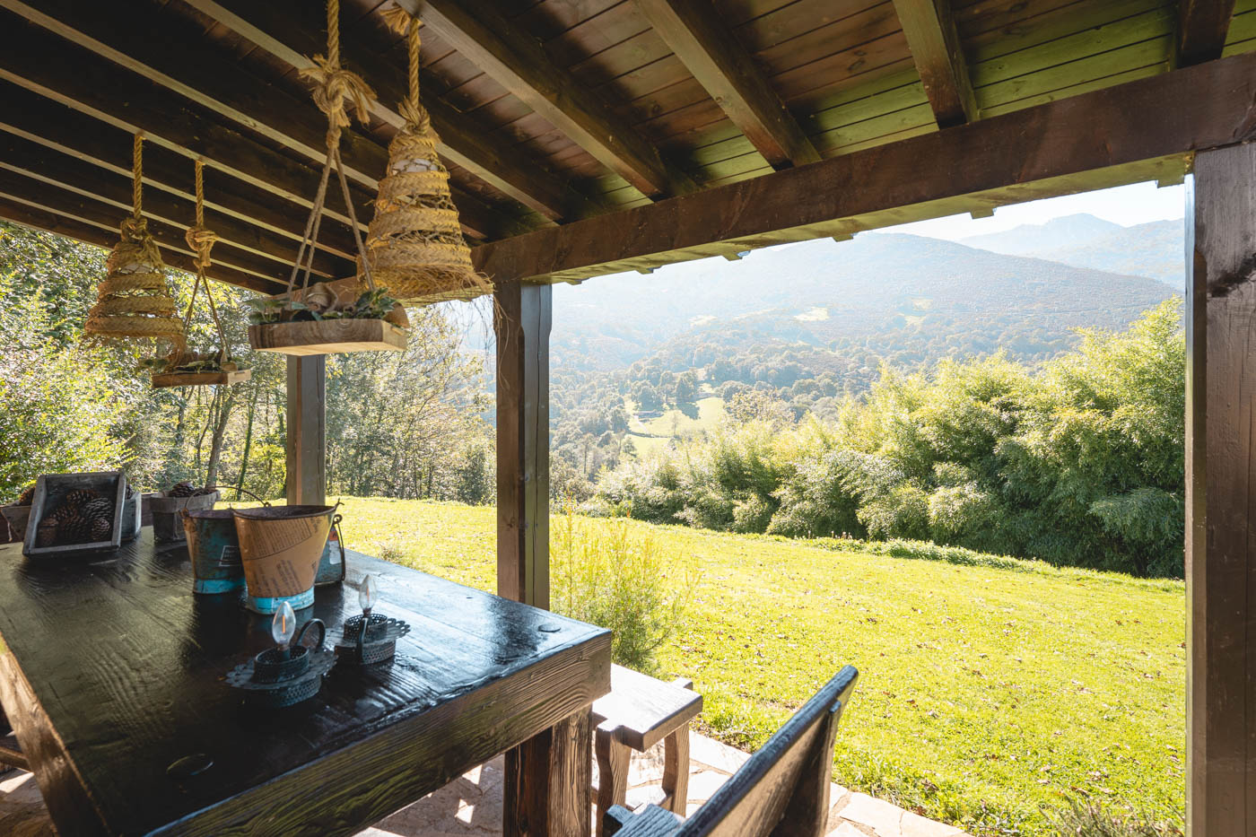 Porche tradicional con vistas