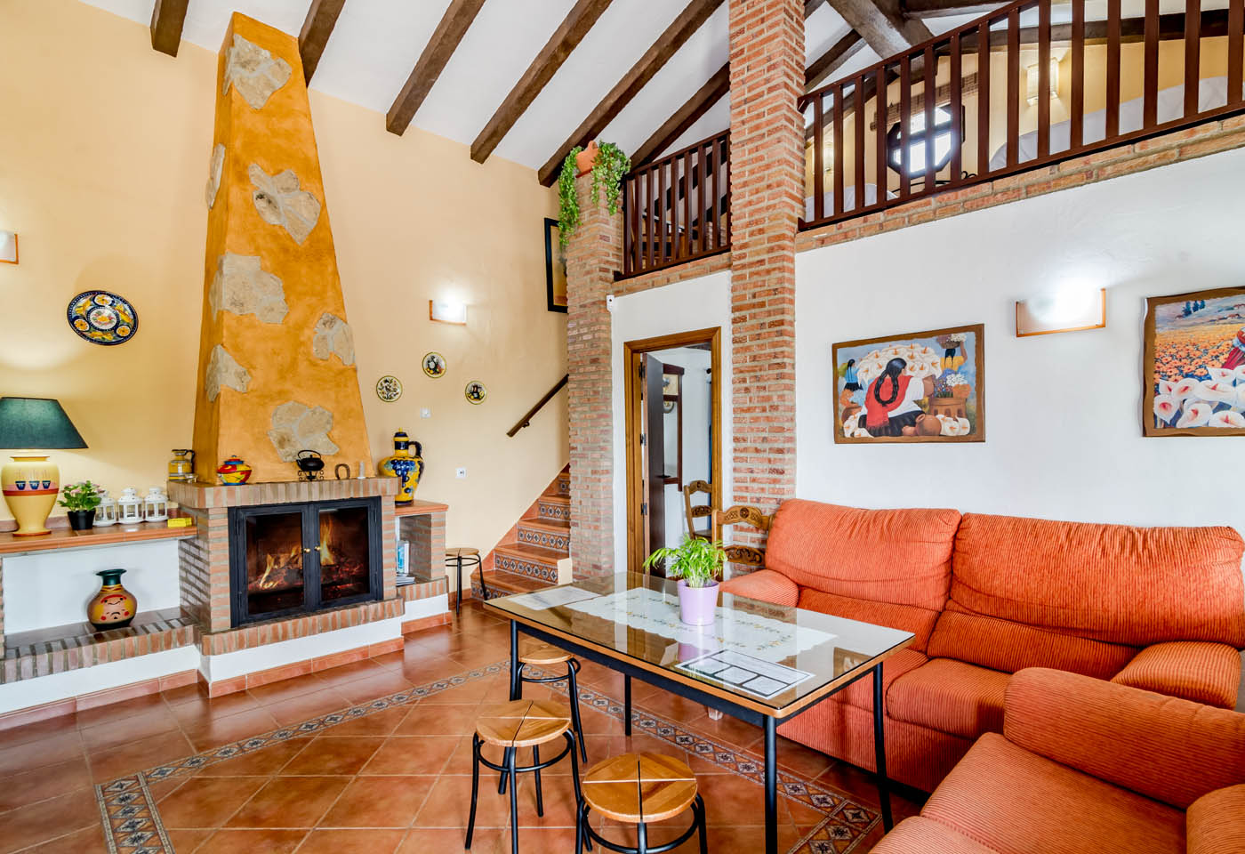 There is now a pellet burner (instead of fireplace)