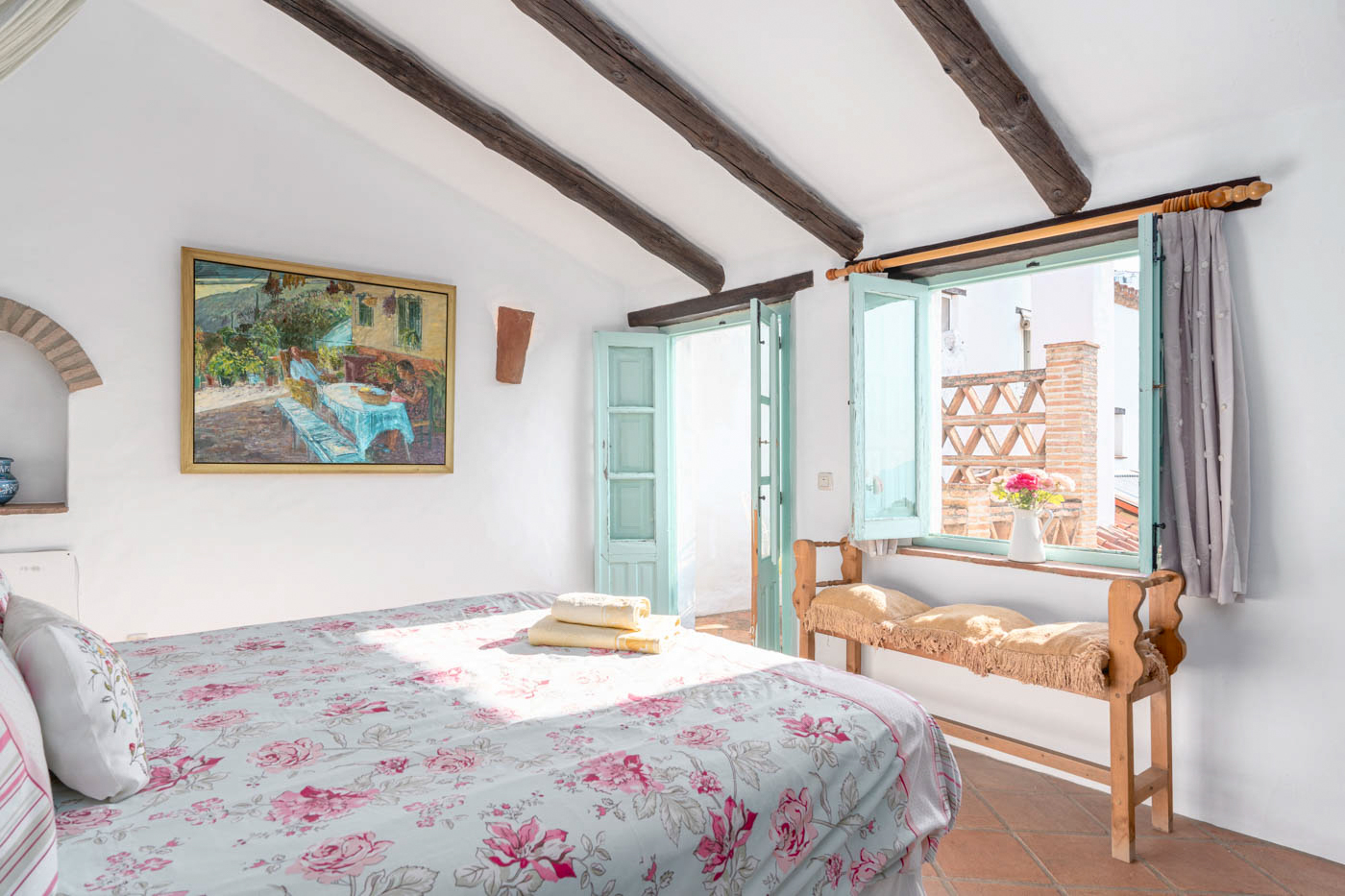 Bedroom with terrace