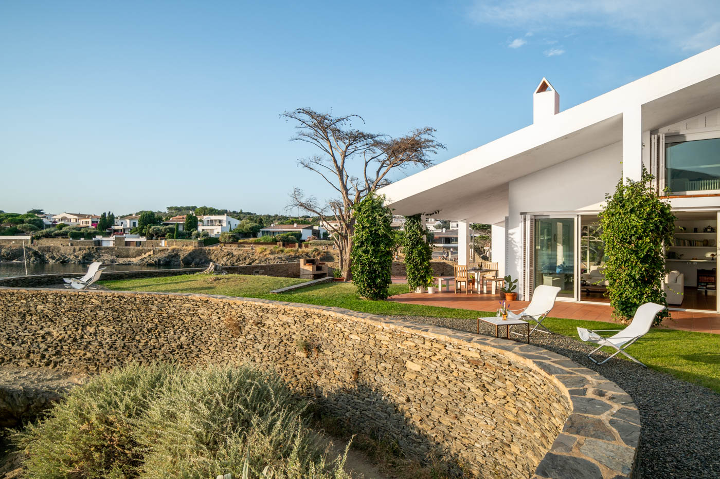 A superb setting in a highly desirable location