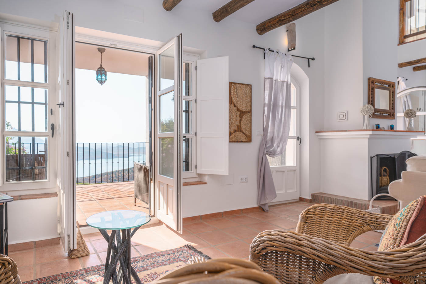 Indoor and outdoor living