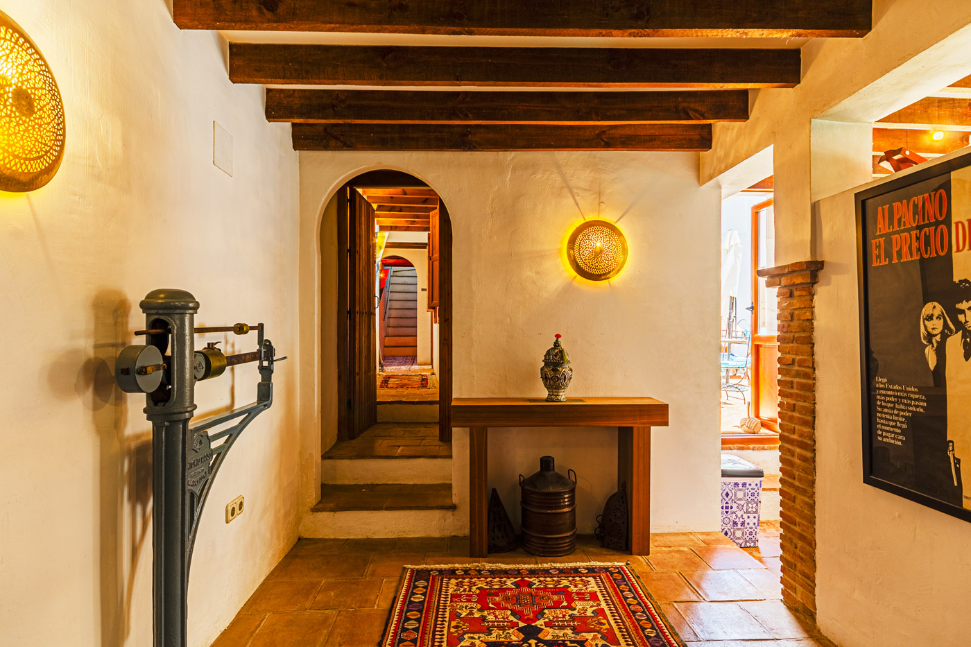 Distribuidor a habitaciones y terrazas (planta baja)