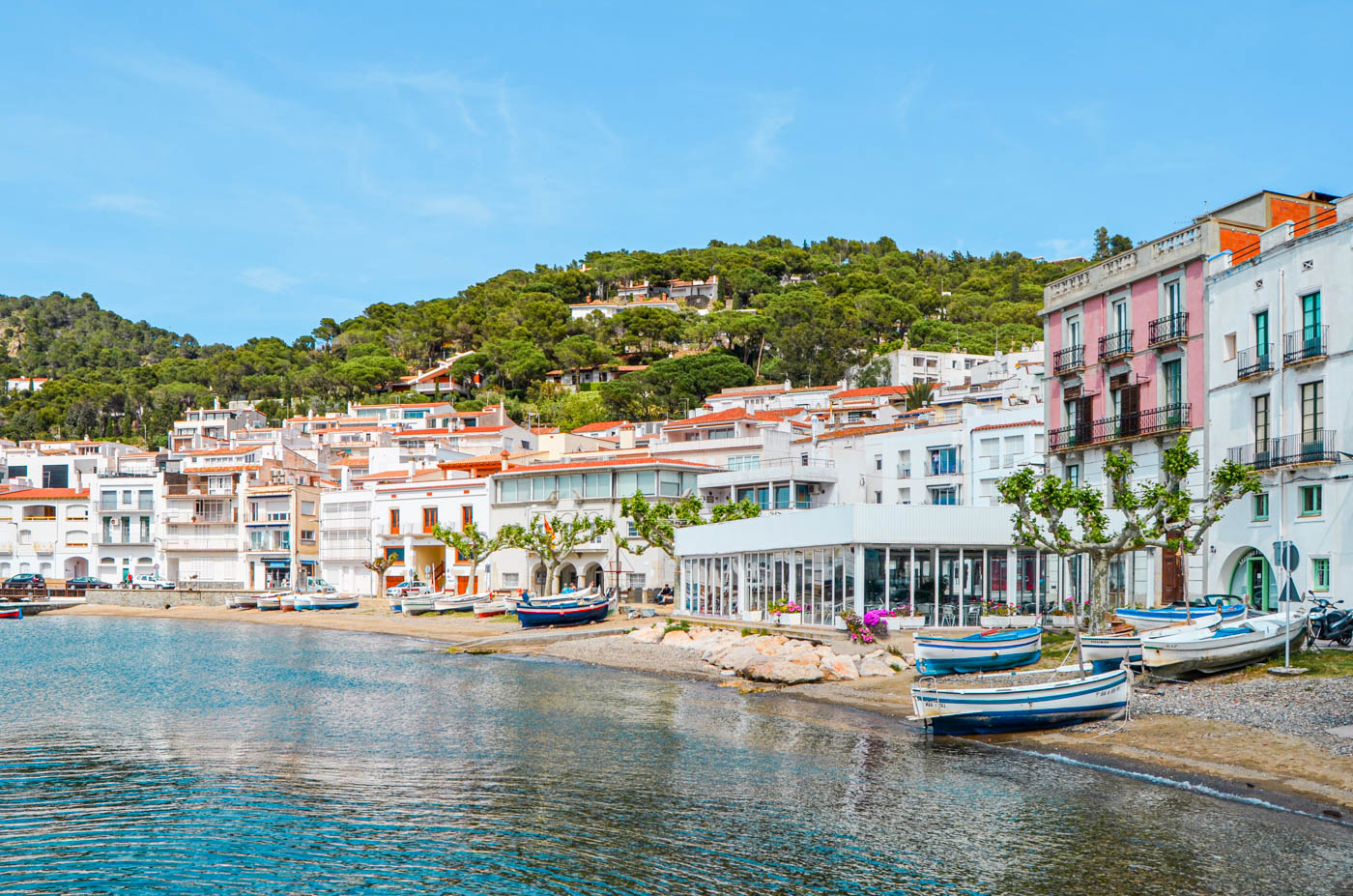 Costa Brava villages are 25 min away
