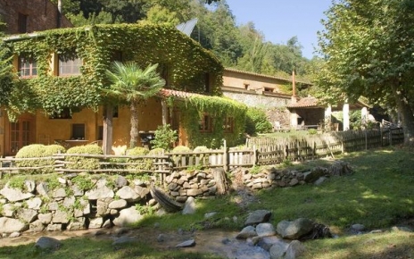 Ground floor accommodation with garden