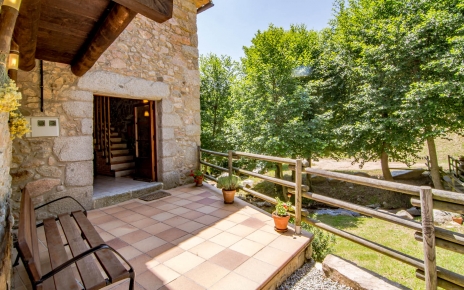 Main entrance to your villa