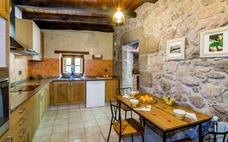Kitchen with breakfast table