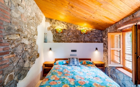 Cosy double bedded room