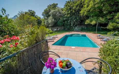 Beautiful outdoor areas (from 2019 there is a pergola next to the pool)
