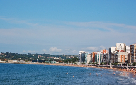Gijon urban beach
