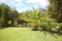  Jardín con Monte Hacho de telón de fondo