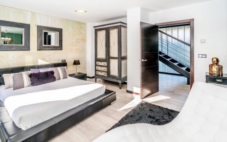 Bedroom 1 can be made dark with automated roller blinds