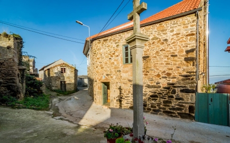 Su casa vacacional ubicada en una pequeña aldea
