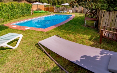 Pool with sunloungers