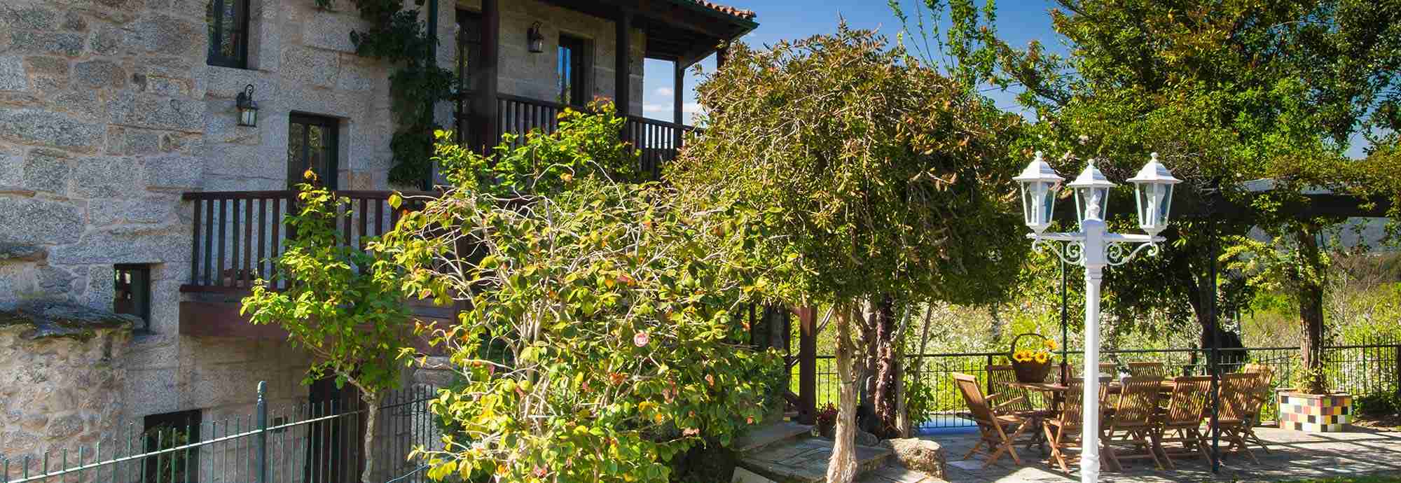 Casa rústica de aldea en enclave de cuento de hadas