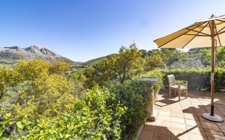 Enjoy this stunning scenery