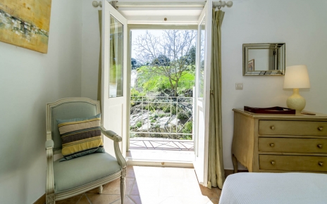 Bedroom with private terrace