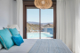 Habitación principal junto a zona de piscina