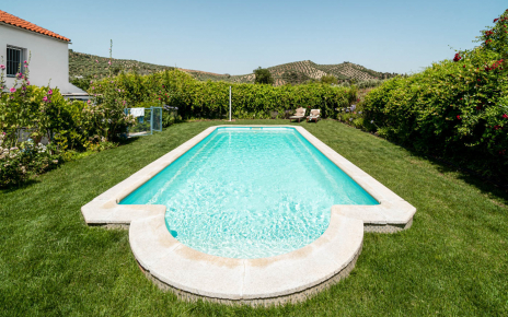 8 x 4 metre pool with shallow end