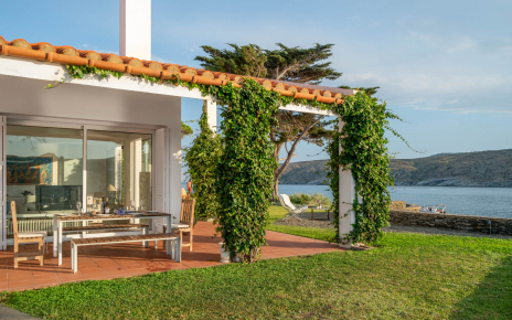 Private gardens and views