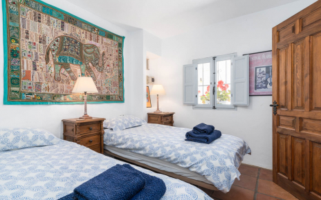 Twin bedded room on first floor