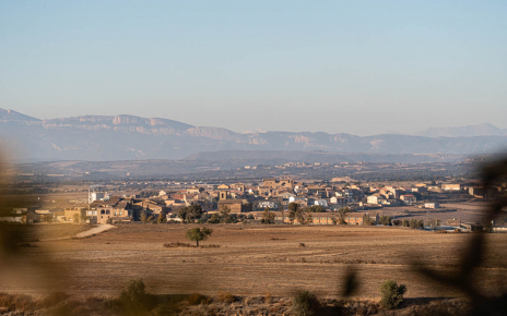 Vistas a la montaña en la distancia