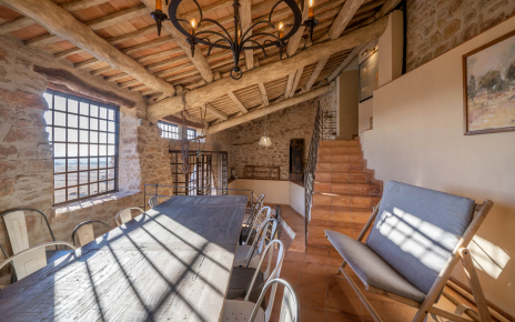 Comedor junto a zona de piscina