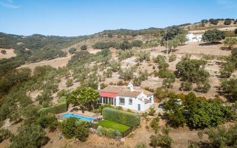 Excelenta privacidad rodeada de terrenos de cultivo