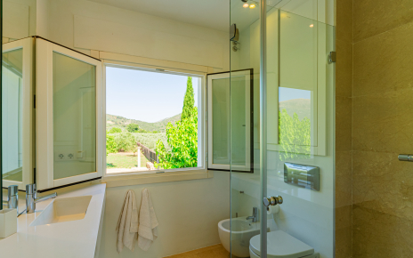 Bathroom on first floor