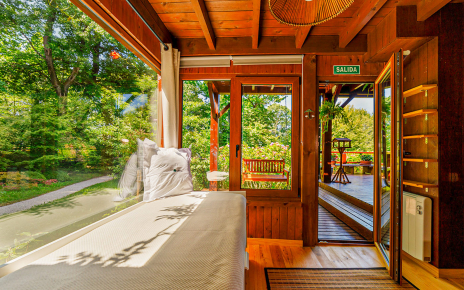 Habitación individual con acceso desde porche (ideal siestas)e