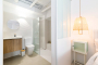 Baño en suite con ducha