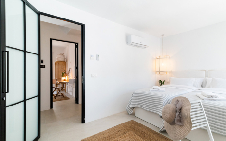 Suite 5, en frente suite 3 (mismo pasillo)