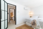 Suite 5, en frente suite 3 (mismo pasillo)
