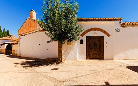 Puerta de entrada a la casa