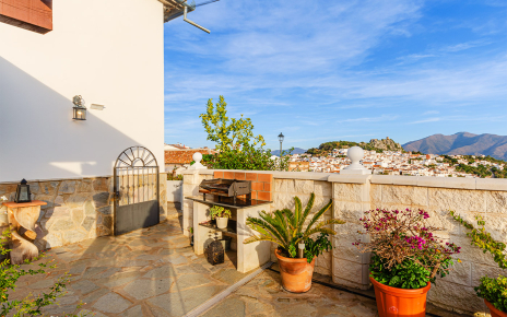 Direct access from patio to Gaucin village