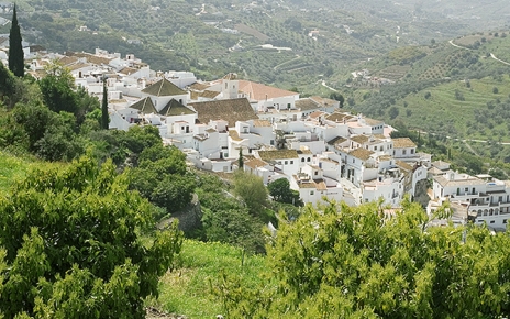 Villas in Axarquia and Antequera Spain