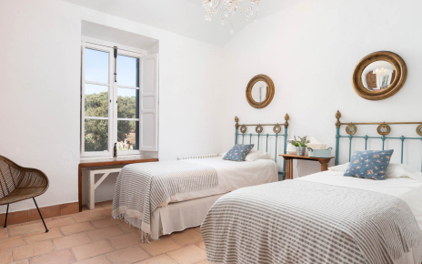 Twin bedded room - first floor