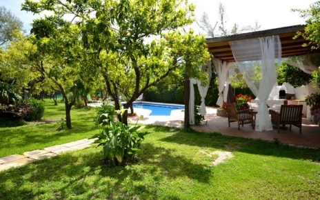 Your villa offers excelent privacy